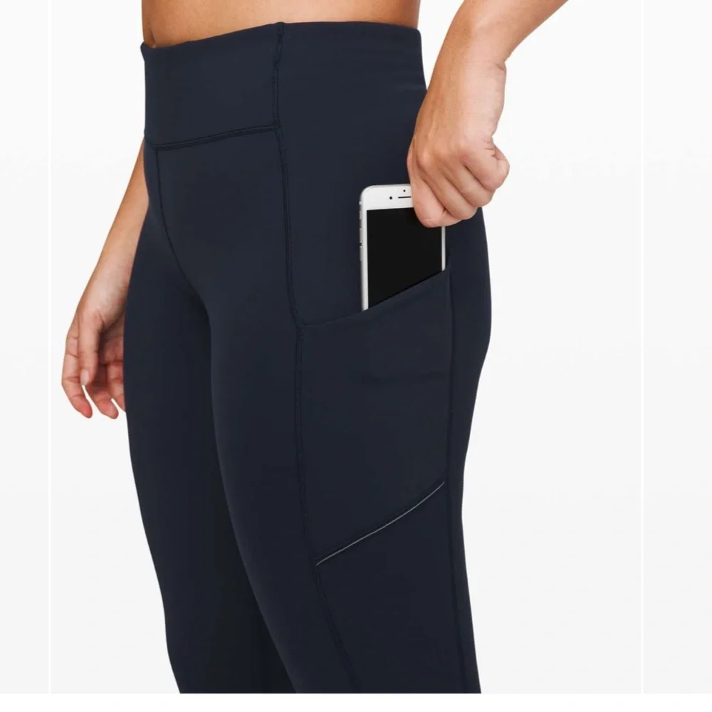 Lululemon Speed Up Tight Navy 28” Excellent